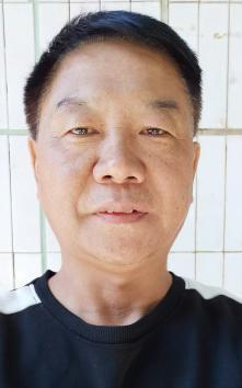 李伟