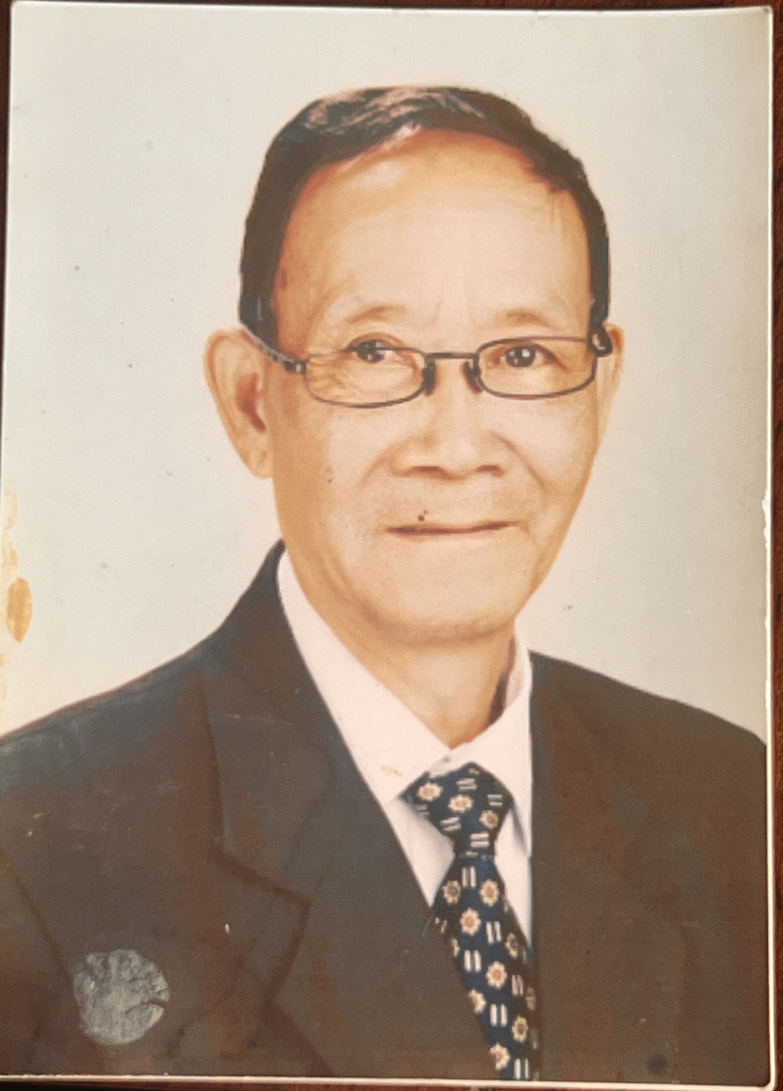 周保明