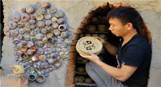 土陶传承人邓科满：1300℃窑火中“点泥成金”的守艺人